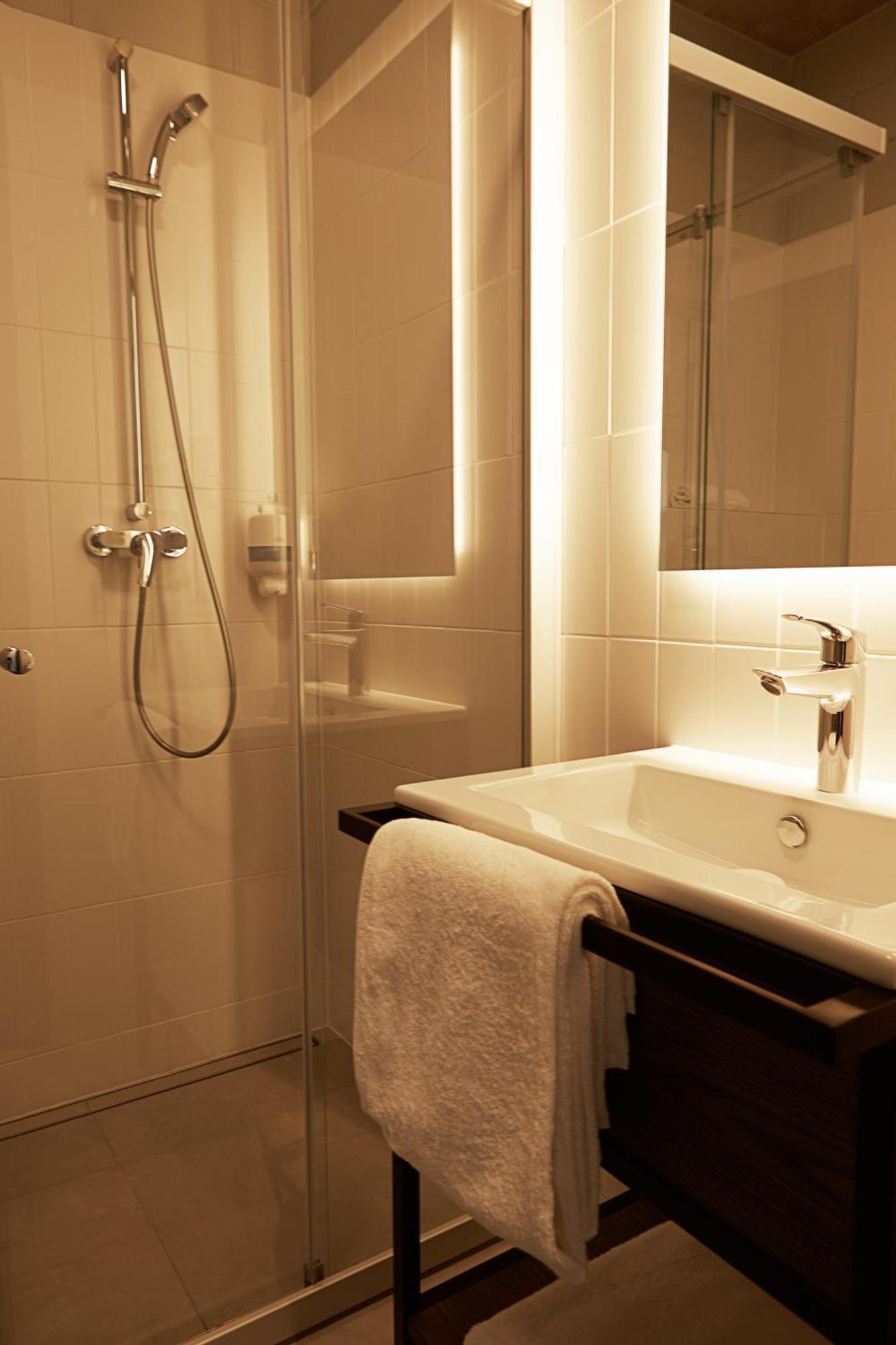 Air Hotel Karmelava Luaran gambar