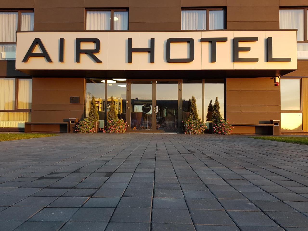 Air Hotel Karmelava Luaran gambar